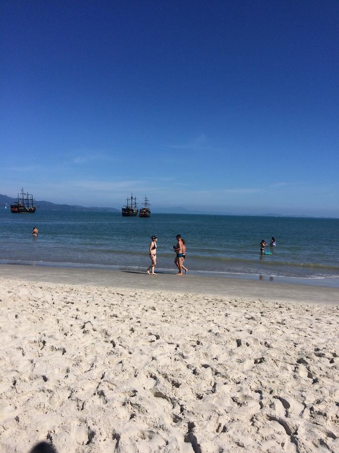 Lindo Apto, 50Metros Do Mar, Ideal Para Familias Florianópolis Buitenkant foto